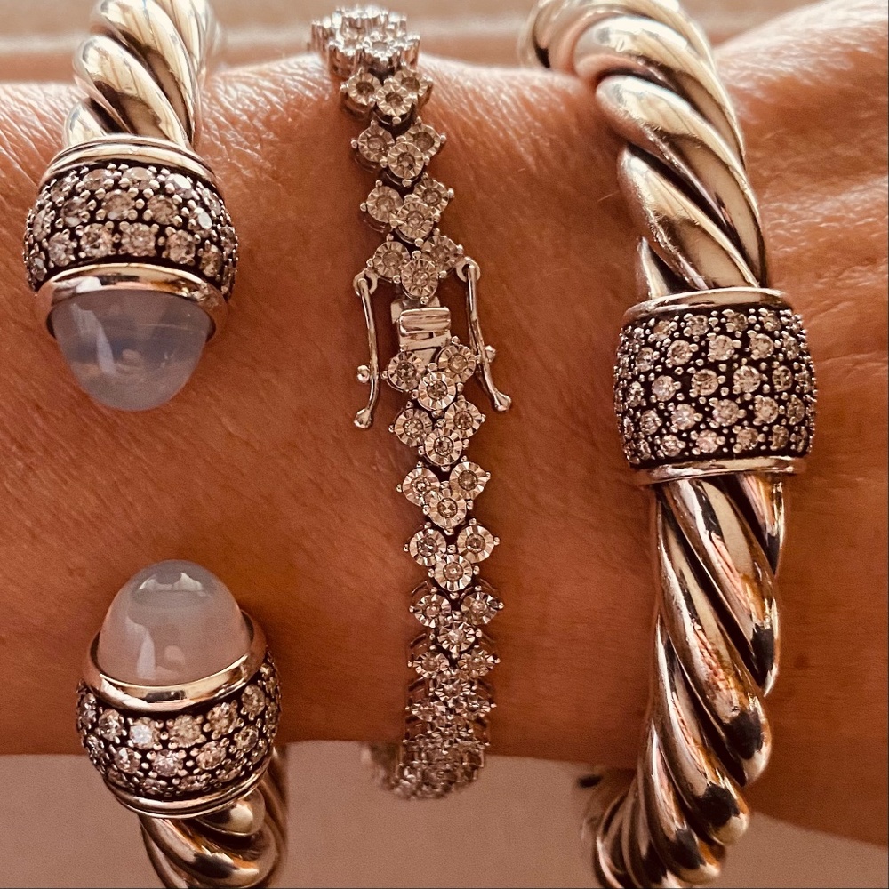 Diamond Miracle Set Overlap Bracelet 1.00 CT.